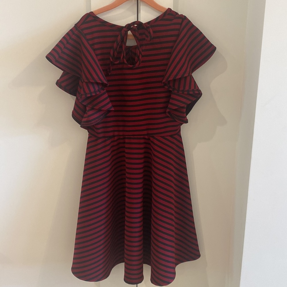 Ava & Yelly Dress - black and maroon dress with ruffle sleeve detail - size 10 - Picture 5 of 6
